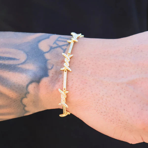 ICED BARBED WIRE BRACELET (GOLD) - 6MM